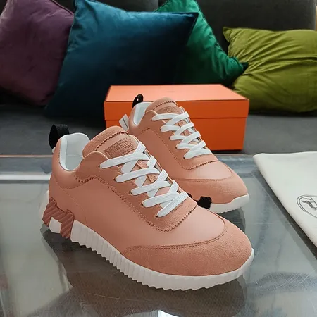 エルメス スニーカー