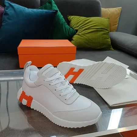 エルメス スニーカー