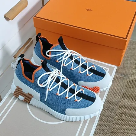 エルメス スニーカー