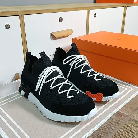 エルメス スニーカー