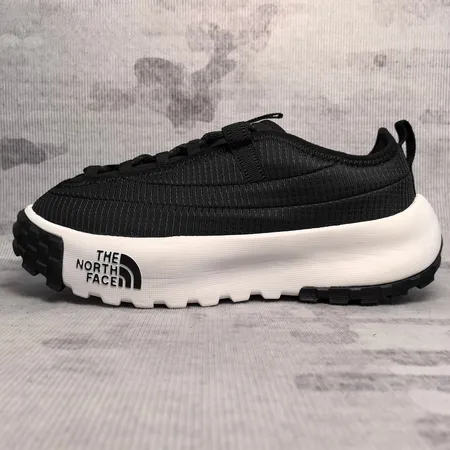 ノースフェイス カジュアルシューズ