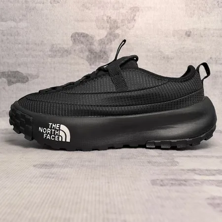 ノースフェイス カジュアルシューズ