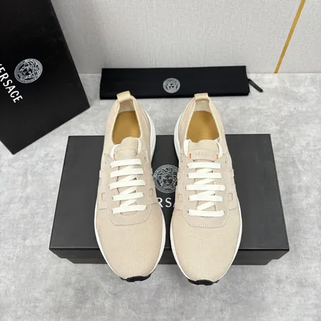 ヴェルサーチ スニーカー