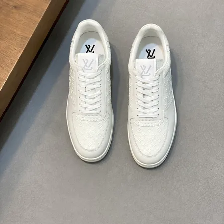 ルイヴィトン カジュアルシューズ