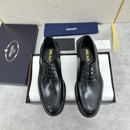 プラダ ビジネスシューズ