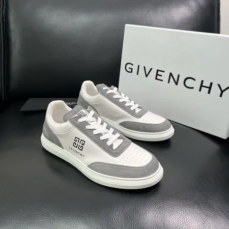 ジバンシィ カジュアルシューズ