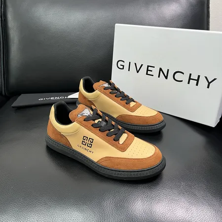 ジバンシィ カジュアルシューズ