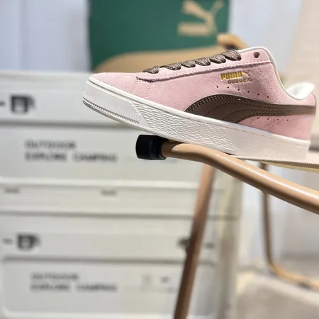 プーマ カジュアルシューズ