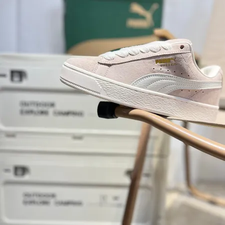 プーマ カジュアルシューズ