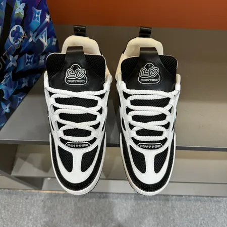 ルイヴィトン カジュアルシューズ