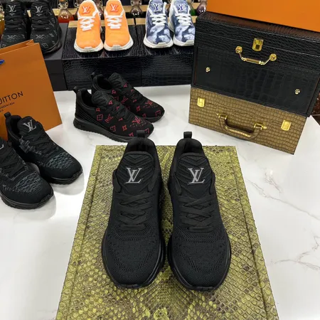 ルイヴィトン スニーカー