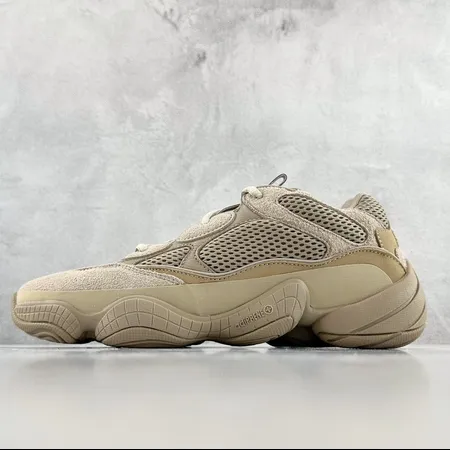 アディダス スニーカー