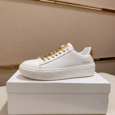 ヴェルサーチ カジュアルシューズ