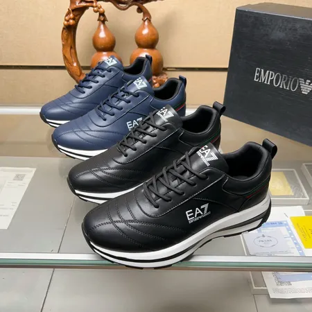 アルマーニ カジュアルシューズ