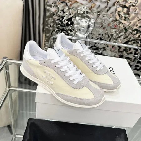 セリーヌ カジュアルシューズ