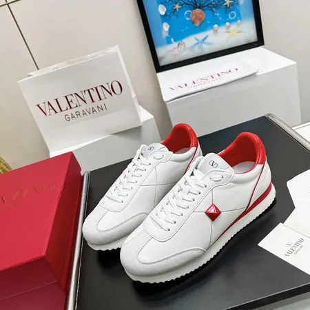 ヴァレンティノ カジュアルシューズ