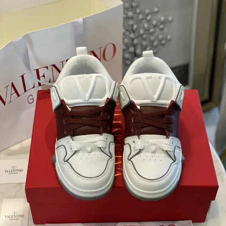 ヴァレンティノ カジュアルシューズ