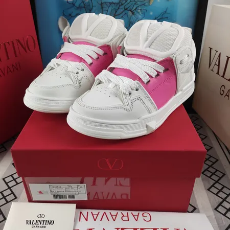 ヴァレンティノ カジュアルシューズ