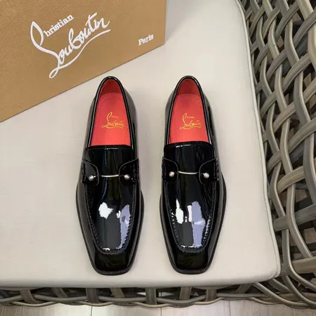 クリスチャン・ルブタン ビジネスシューズ