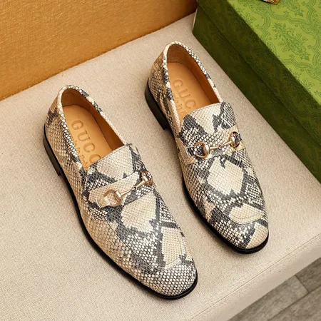 グッチ ビジネスシューズ