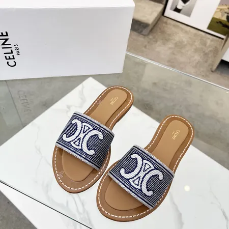 セリーヌ スリッパ