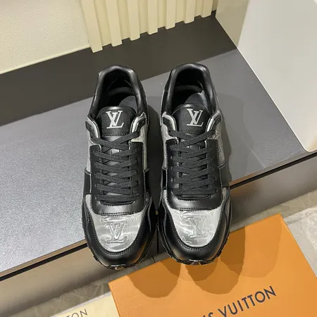 ルイヴィトン スニーカー