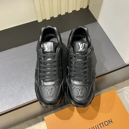 ルイヴィトン スニーカー