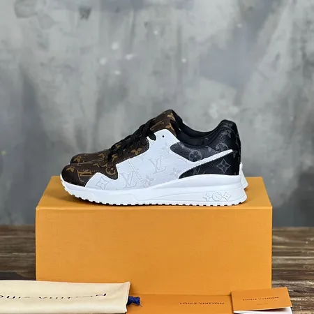 ルイヴィトン スニーカー