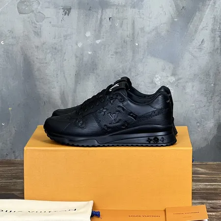 ルイヴィトン スニーカー