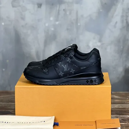 ルイヴィトン スニーカー