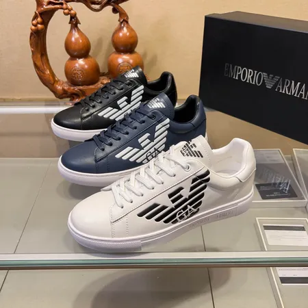 アルマーニ カジュアルシューズ