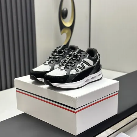 モンクレール スニーカー