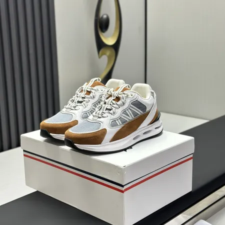 モンクレール スニーカー