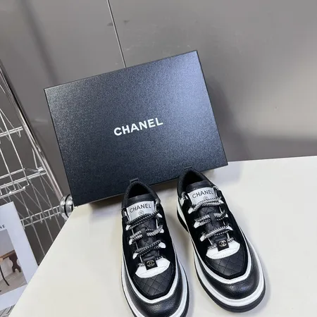 シャネル スニーカー