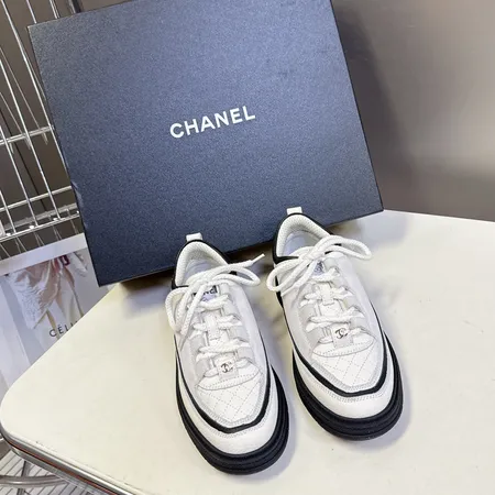 シャネル スニーカー