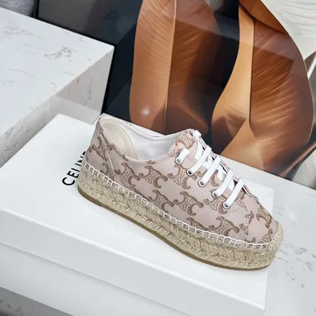 セリーヌ カジュアルシューズ