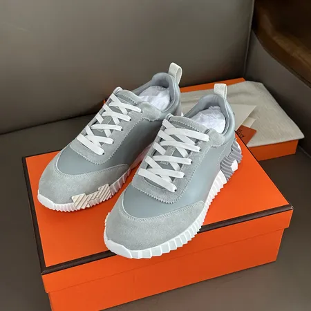 エルメス スニーカー