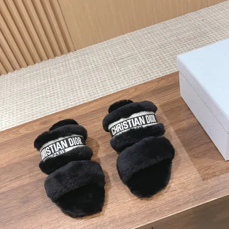 ディオール スリッパ