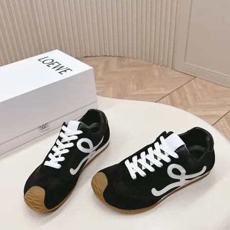 ロエベ スニーカー