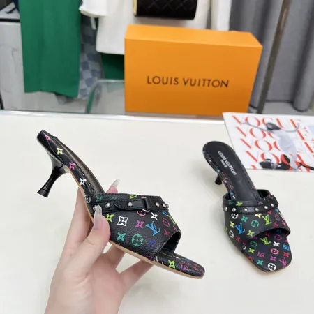 ルイヴィトン サンダル