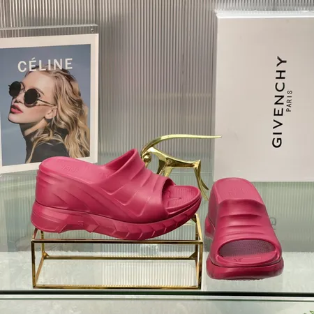 ジバンシィ サンダル