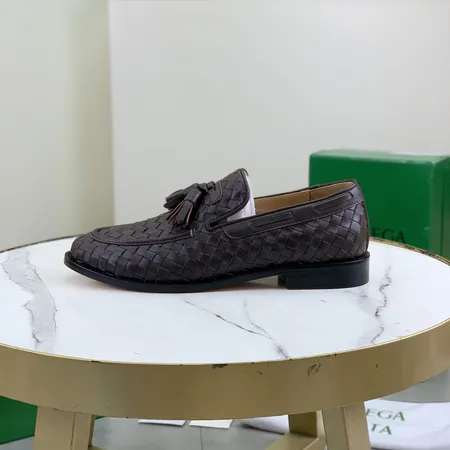 ボッテガ ヴェネタ ビジネスシューズ