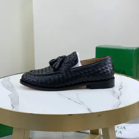 ボッテガ ヴェネタ ビジネスシューズ