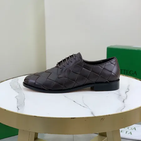 ボッテガ ヴェネタ ビジネスシューズ