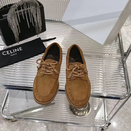 セリーヌ カジュアルシューズ