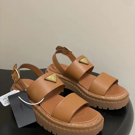 プラダ サンダル