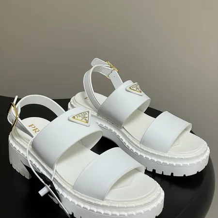 プラダ サンダル