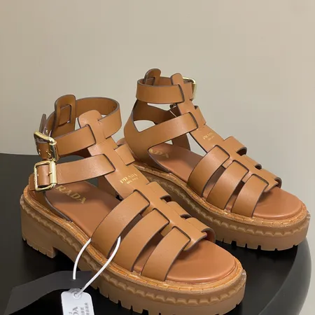 プラダ サンダル