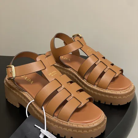 プラダ サンダル