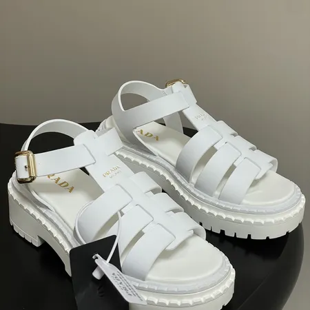 プラダ サンダル